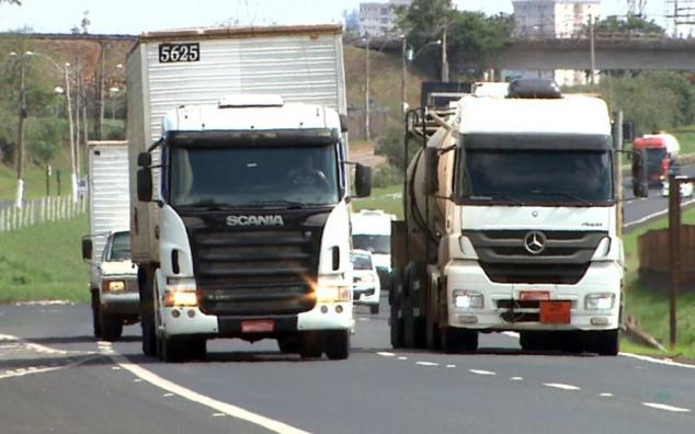 Prefeitura de São Paulo libera caminhões de rodízio par/ímpar